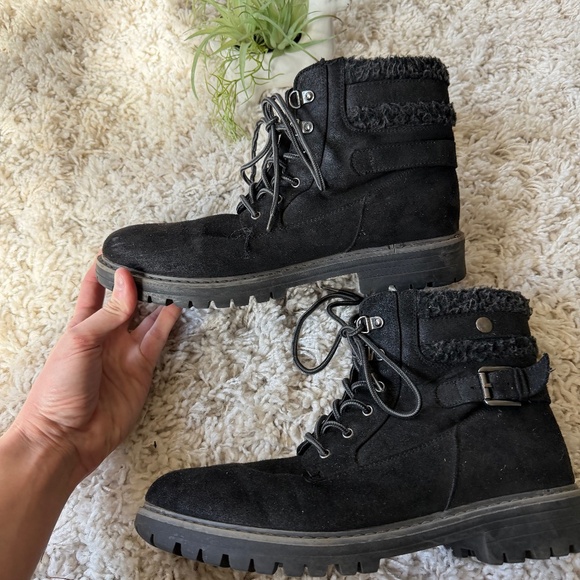 Shoes - Stylish fluffy lined heavy duty stylish Black Combat Boots for Women. Elevate yo
